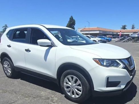 Used 2020 Nissan Rogue S AWD/4WD image 4