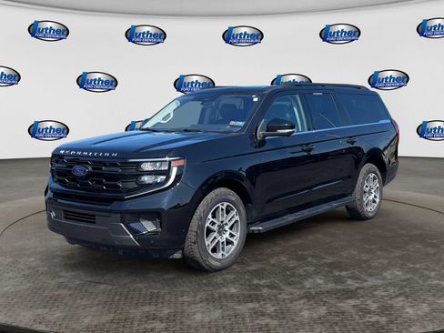 Used 2025 Ford Expedition Max Active AWD/4WD image 1