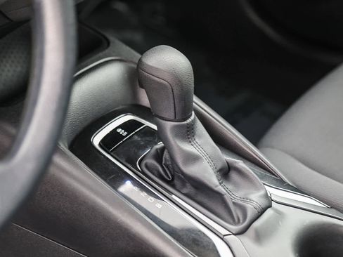 Certified 2025 Toyota Corolla LE image 21