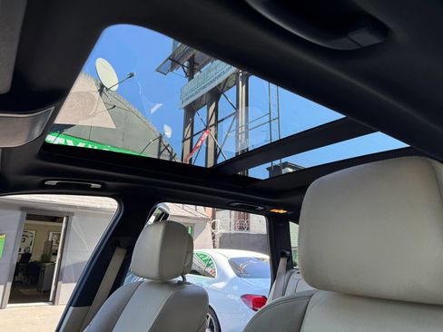 Used 2011 BMW X5 xDrive35i image 12