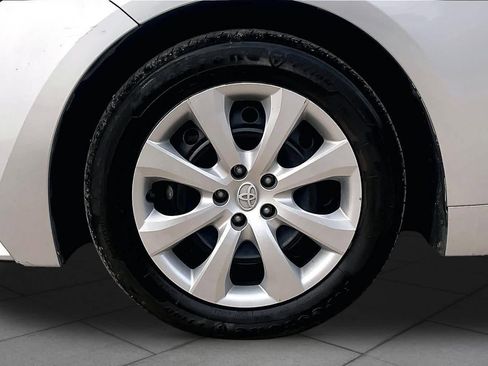 Used 2023 Toyota Corolla LE FWD image 10
