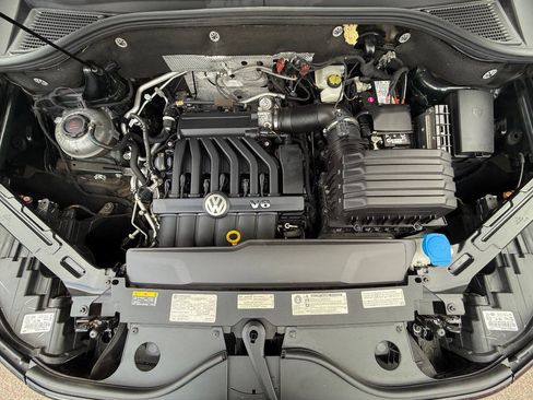 Used 2021 Volkswagen Atlas SE w/ Towing Package AWD/4WD image 37