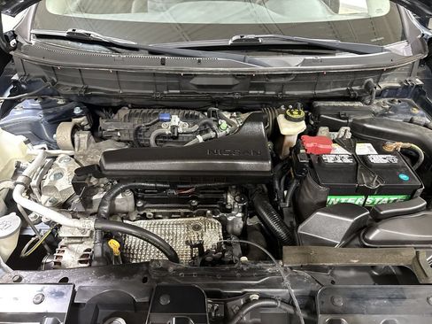 Used 2015 Nissan Rogue SV AWD/4WD image 24