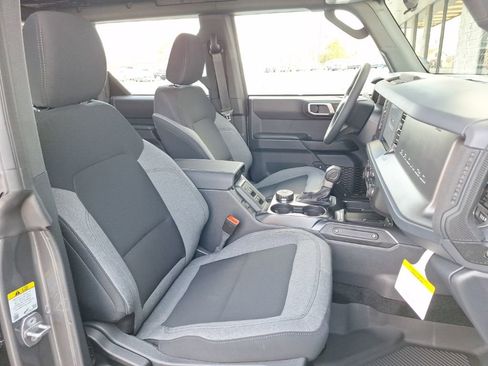New 2026 Ford Bronco 4-Door AWD/4WD image 16