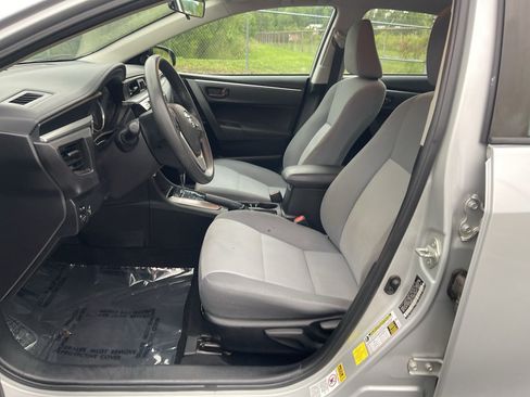 Used 2016 Toyota Corolla L FWD image 18
