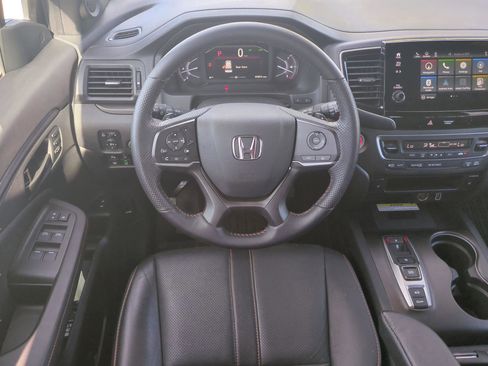 Used 2023 Honda Passport TrailSport image 22