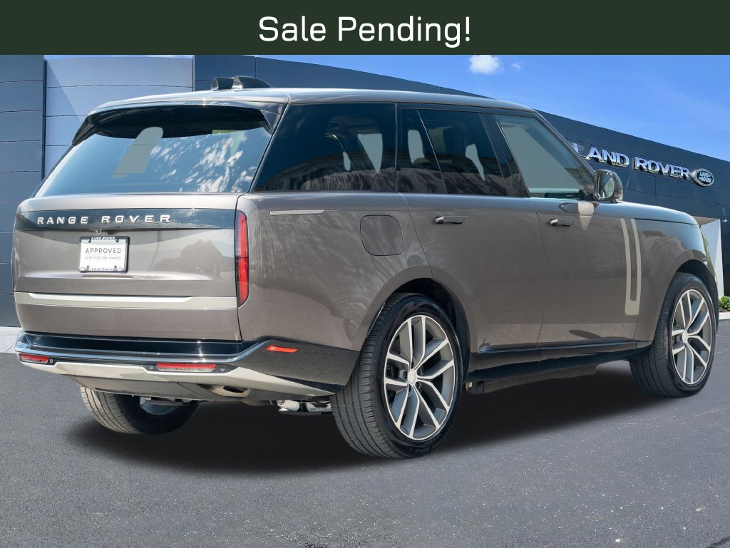 Certified 2025 Land Rover Range Rover SE AWD/4WD image 4