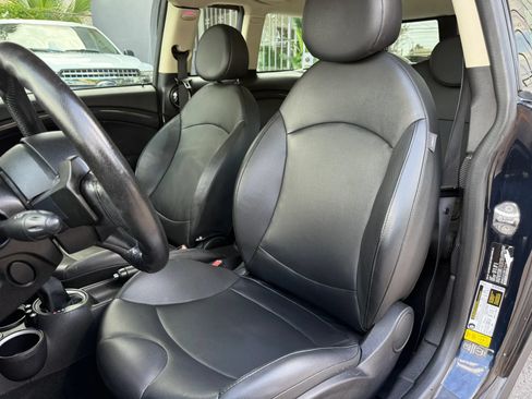 Used 2014 MINI Cooper Clubman S FWD image 12