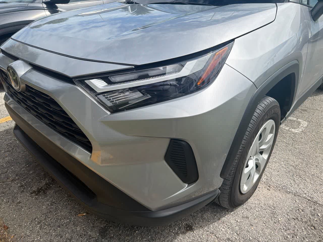 Used 2024 Toyota RAV4 LE FWD image 3