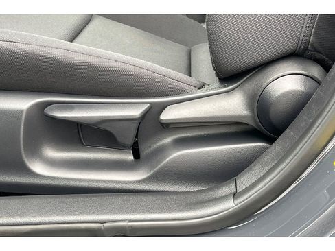 Used 2025 Toyota Corolla LE image 14