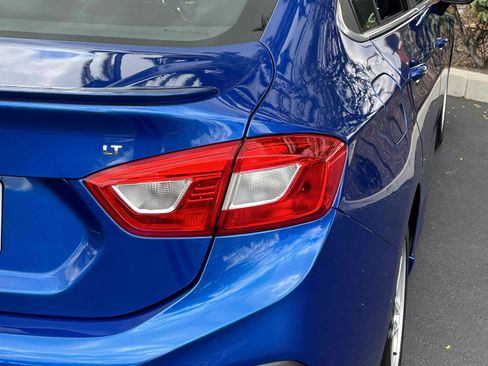 Used 2017 Chevrolet Cruze LT w/ Convenience Package FWD image 59