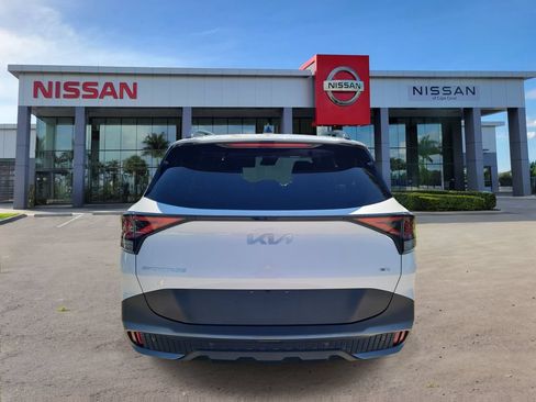 Used 2024 Kia Sportage X-Line w/ X-Line Premium Package AWD/4WD image 3