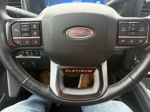 Used 2025 Ford F250 Platinum image 21