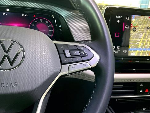 Used 2024 Volkswagen Atlas Cross Sport SEL Premium R-Line image 24