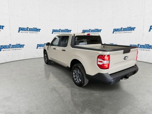New 2025 Ford Maverick XLT w/ XLT Luxury Package image 9