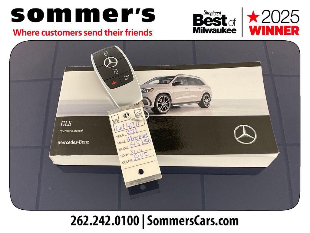 Used 2025 Mercedes-Benz GLS 450 4MATIC image 26