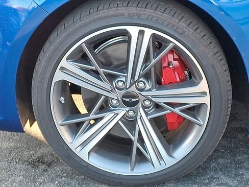 Used 2025 Genesis G70 2.5T w/ Sport Prestige Package image 28