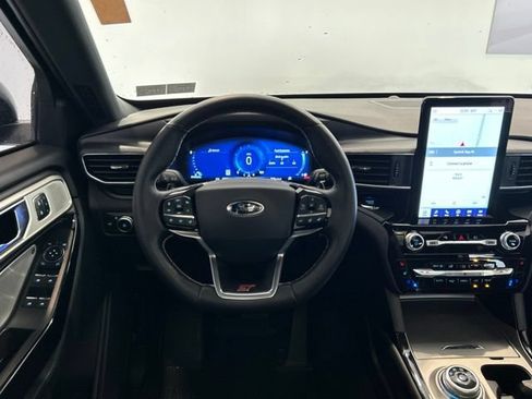 Used 2022 Ford Explorer ST w/ Equipment Group 401A AWD/4WD image 12