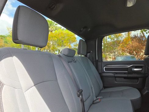 Used 2024 RAM 3500 Big Horn AWD/4WD image 15
