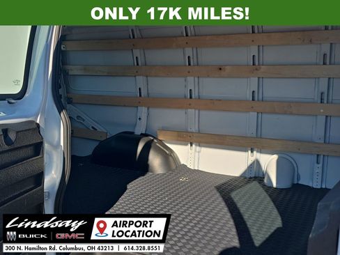 Used 2024 GMC Savana 2500 w/ Driver Convenience Package image 22