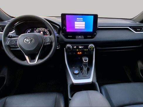 Used 2023 Toyota RAV4 XSE AWD/4WD image 15