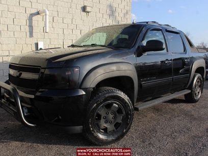 Used 2011 Chevrolet Avalanche LS