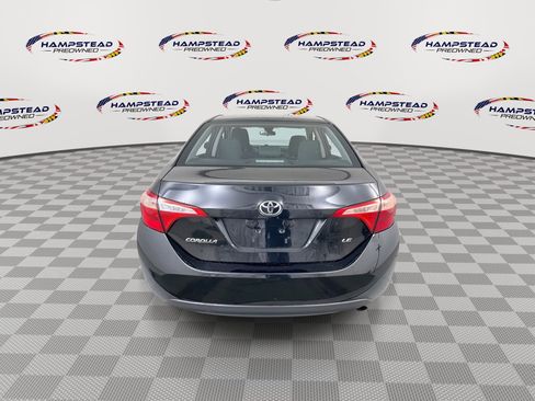 Used 2018 Toyota Corolla LE FWD image 7