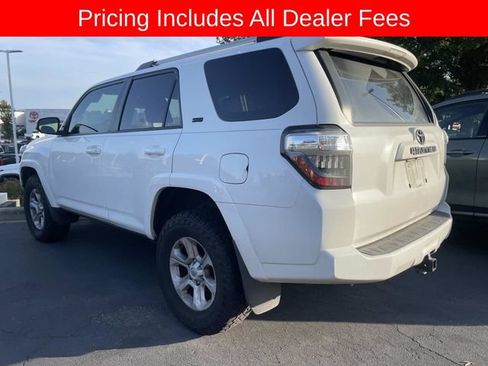 Used 2023 Toyota 4Runner SR5 AWD/4WD image 5