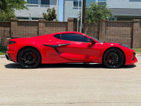 Used 2023 Chevrolet Corvette Z06 w/ Battery Protection Package RWD image 10