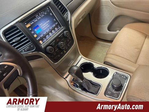 Used 2016 Jeep Grand Cherokee Overland image 16