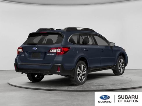Used 2018 Subaru Outback 2.5i Limited AWD/4WD image 2
