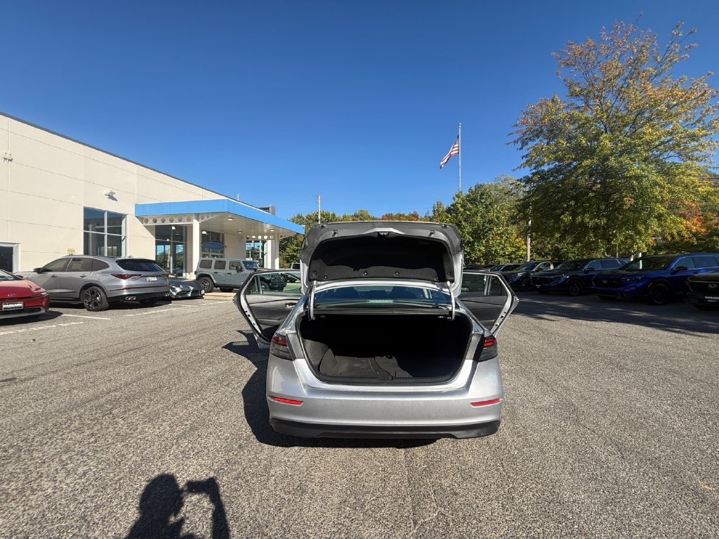 Used 2024 Honda Accord EX image 27