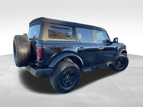 Used 2023 Ford Bronco Wildtrak image 6