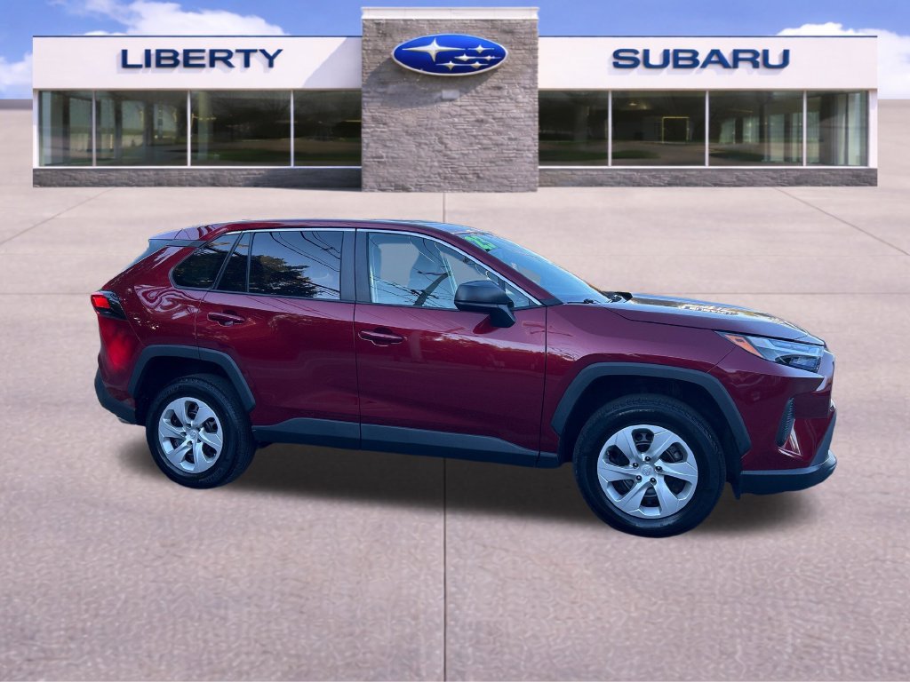 Used 2023 Toyota RAV4 LE AWD/4WD image 8