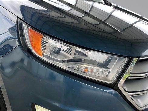 Used 2016 Ford Edge Titanium w/ Technology Package FWD image 28