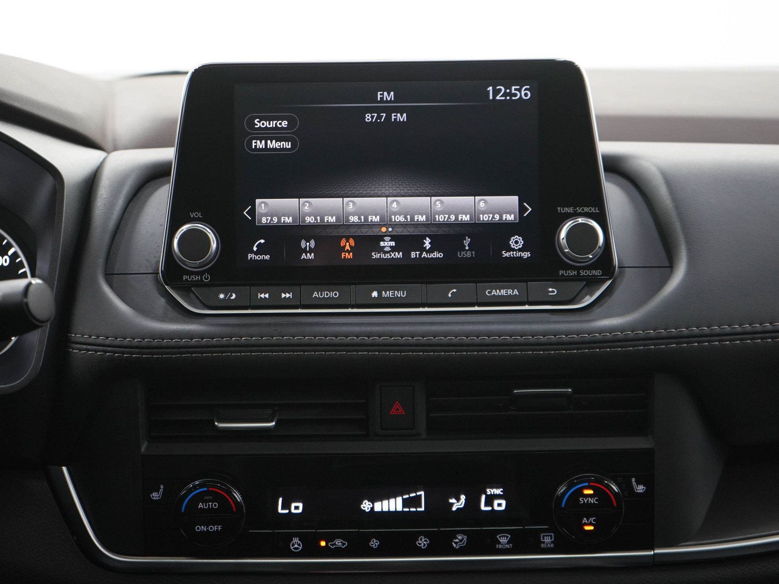 Used 2023 Nissan Rogue SV w/ SV Premium B Package AWD/4WD image 18