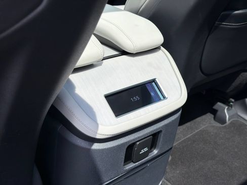New 2026 Lincoln Navigator Reserve AWD/4WD image 24