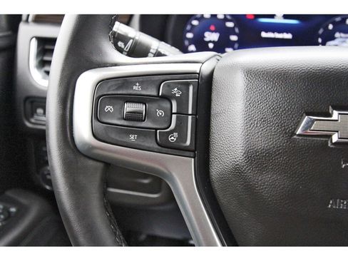 Used 2023 Chevrolet Tahoe Z71 w/ Luxury Package AWD/4WD image 23