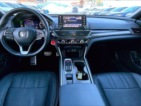 Used 2022 Honda Accord Sport image 16