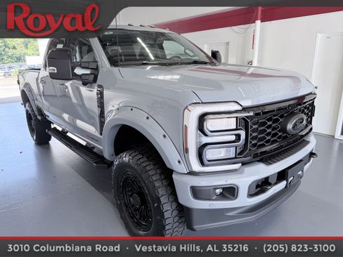 Used 2026 Ford F250 Lariat w/ Black Appearance Package AWD/4WD image 4