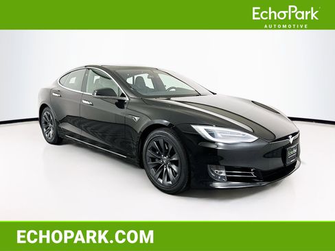 Used 2018 Tesla Model S 75D image 1