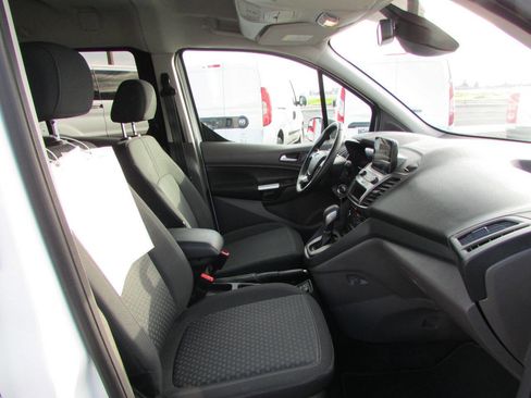 Used 2022 Ford Transit Connect XLT image 14