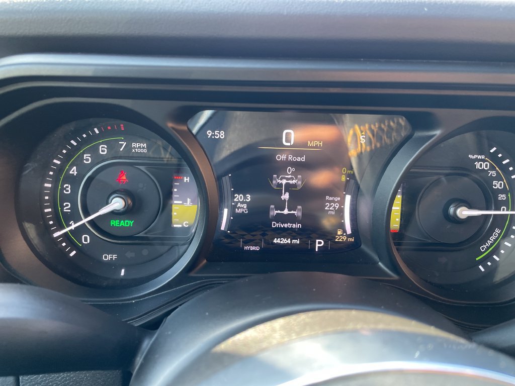 Certified 2024 Jeep Wrangler Unlimited Sahara AWD/4WD image 17