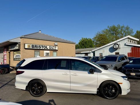 Used 2023 Honda Odyssey Sport image 31