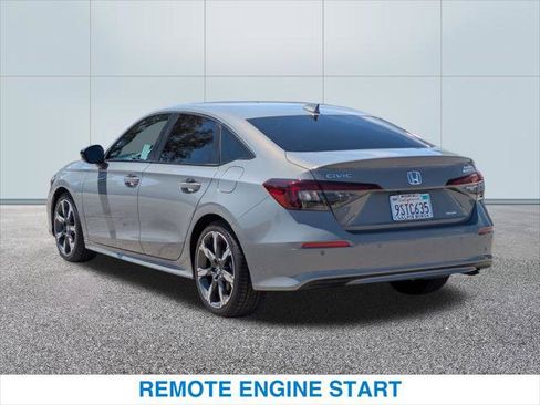 Certified 2025 Honda Civic Sport image 9