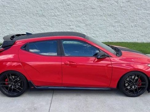 Used 2019 Hyundai Veloster N N FWD image 7