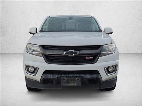 Used 2017 Chevrolet Colorado Z71 AWD/4WD image 2