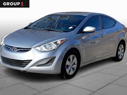 Used 2016 Hyundai Elantra SE
