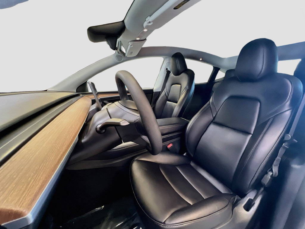 Used 2023 Tesla Model Y 2WD image 20