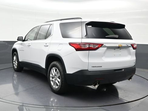 Used 2021 Chevrolet Traverse LT FWD image 3